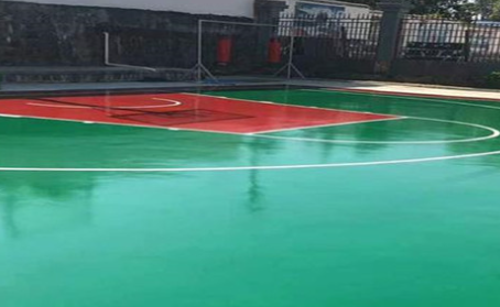 乐东篮球场翻新地面
